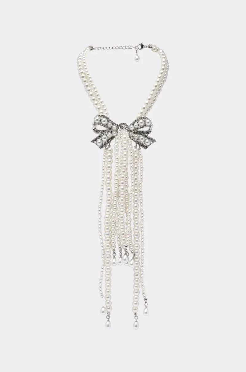 Shani Pearl Necklace